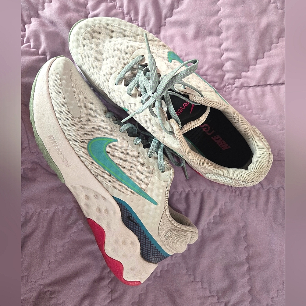 Nike Women's Multicolor Running Shoes - DC8184-006